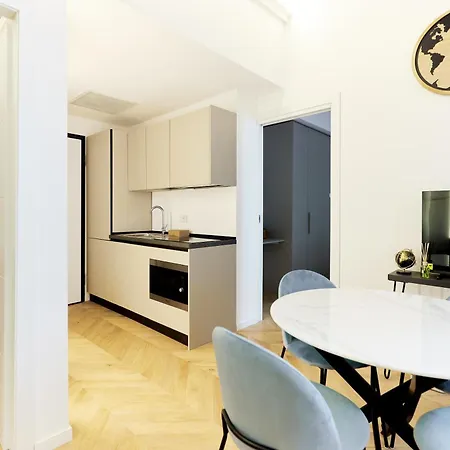 Appartement Duomo Imperial Suits - Modern And Comfortable *