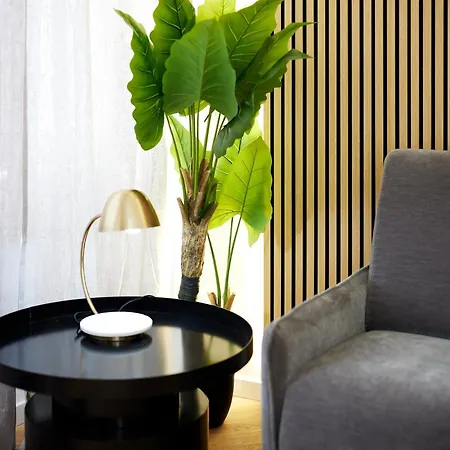 Duomo Imperial Suits - Modern And Comfortable Appartement Milaan