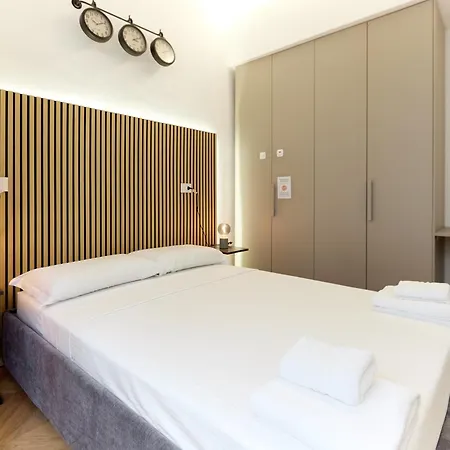 Апартаменты Duomo Imperial Suits - Modern And Comfortable Милан
