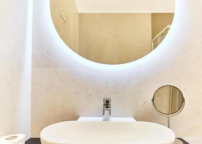 Apartment Duomo Imperial Suits - Modern And Comfortable