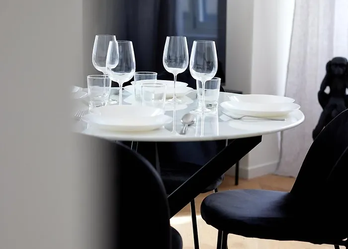 Duomo Imperial Suits - Modern And Comfortable * Milán